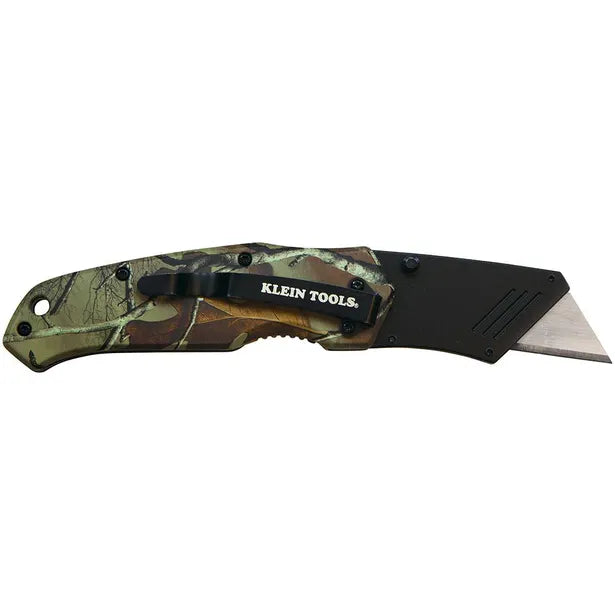 KLEIN FOLDING UTILITY KNIFE CAMO ASSISTED-OPEN A-44135